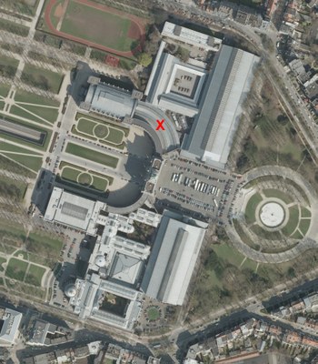 Vue aérienne du musée avec localisation des galeries courbes Nord
